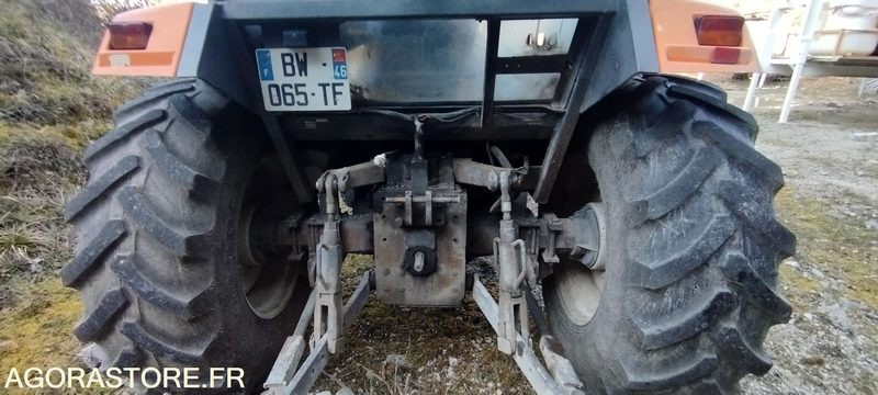 Renault 750MI (BW-065-TF) - Traktor: obrázok 4 Renault 750MI (BW-065-TF) - Traktor: obrázok 4