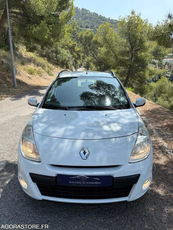 Renault Clio 3 1.5 DCI - Automobil: obrázok 3 Renault Clio 3 1.5 DCI - Automobil: obrázok 3