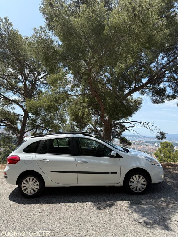 Renault Clio 3 1.5 DCI - Automobil: obrázok 5 Renault Clio 3 1.5 DCI - Automobil: obrázok 5