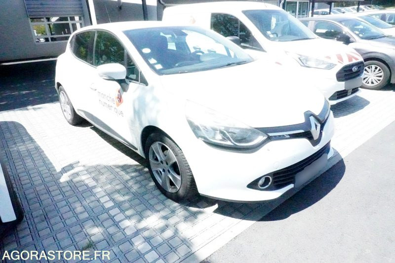 Renault Clio 4 122544 kms 2013 - Automobil: obrázok 1 Renault Clio 4 122544 kms 2013 - Automobil: obrázok 1