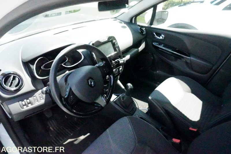 Renault Clio 4 122544 kms 2013 - Automobil: obrázok 5 Renault Clio 4 122544 kms 2013 - Automobil: obrázok 5
