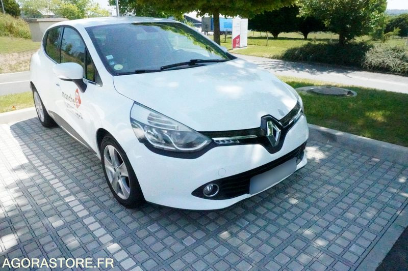 Renault Clio 4 124964 kms 2013 - Automobil: obrázok 4 Renault Clio 4 124964 kms 2013 - Automobil: obrázok 4