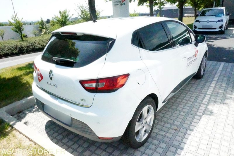 Renault Clio 4 124964 kms 2013 - Automobil: obrázok 3 Renault Clio 4 124964 kms 2013 - Automobil: obrázok 3