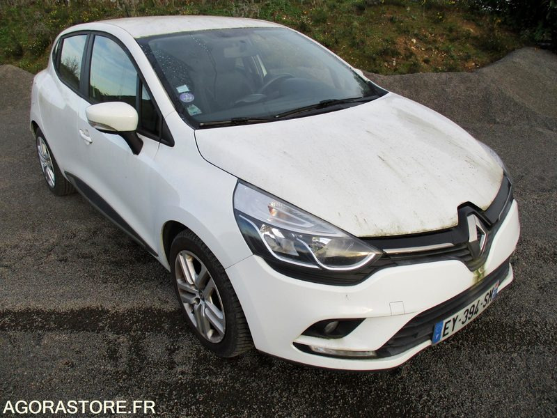 Renault Clio 4 - 2018 - 81494 kms - Automobil: obrázok 2 Renault Clio 4 - 2018 - 81494 kms - Automobil: obrázok 2