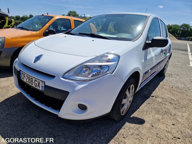 Renault Clio - CP288GX - Automobil: obrázok 1 Renault Clio - CP288GX - Automobil: obrázok 1