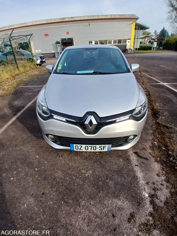 Renault Clio IV – Diesel – 2016-205 826 km - Automobil: obrázok 1 Renault Clio IV – Diesel – 2016-205 826 km - Automobil: obrázok 1