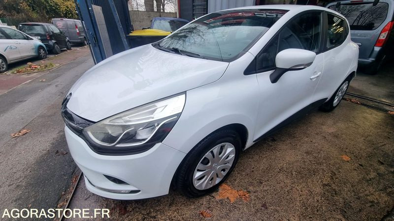 Renault Clio IV Société 2016 - 296 379 km - Automobil: obrázok 2 Renault Clio IV Société 2016 - 296 379 km - Automobil: obrázok 2