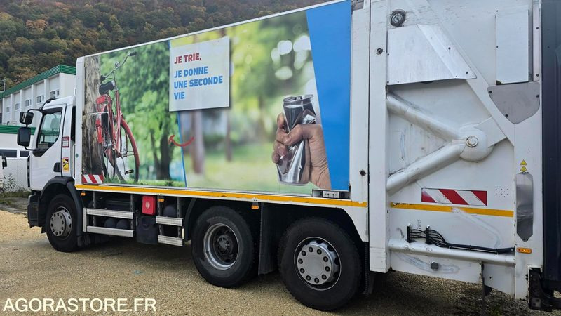 Renault D25 Wide BOM - EA913FS - Auto na odvoz odpadu: obrázok 4 Renault D25 Wide BOM - EA913FS - Auto na odvoz odpadu: obrázok 4