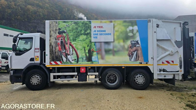 Renault D25 Wide BOM - EA913FS - Auto na odvoz odpadu: obrázok 3 Renault D25 Wide BOM - EA913FS - Auto na odvoz odpadu: obrázok 3