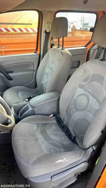 Renault Kangoo - 2009 - AF-110-HS - Malá dodávka: obrázok 5 Renault Kangoo - 2009 - AF-110-HS - Malá dodávka: obrázok 5