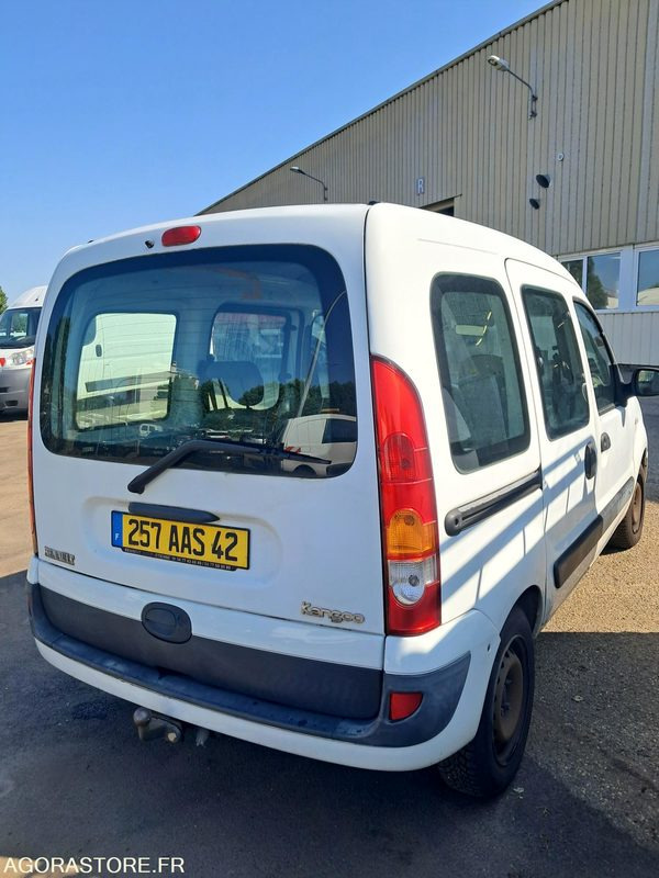 Renault Kangoo 257-AAS-42 - Automobil: obrázok 5 Renault Kangoo 257-AAS-42 - Automobil: obrázok 5