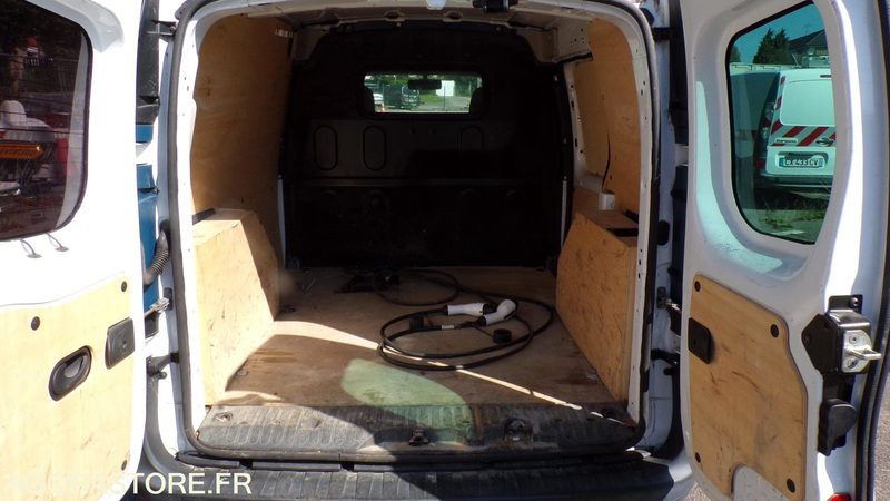 Malá dodávka, Elektrická dodávka Renault Kangoo ZE EA-300-ZA (BP): obrázok 6
