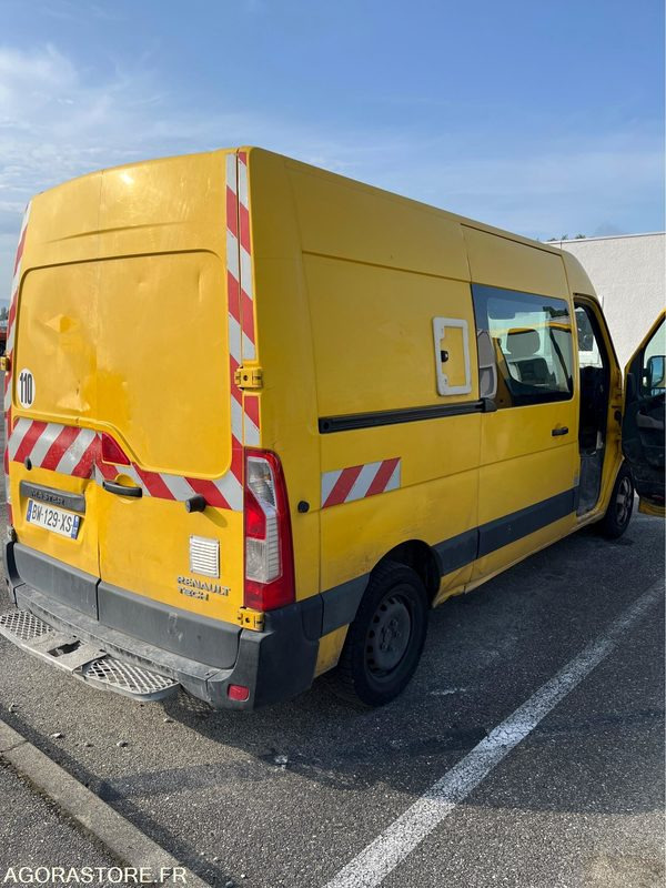 Renault MASTER L2H2 3T5 DCI 125 - 221912 km (P1509173) - Furgon: obrázok 4 Renault MASTER L2H2 3T5 DCI 125 - 221912 km (P1509173) - Furgon: obrázok 4