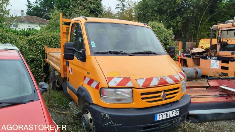 Renault - Mascott - 2000 - 1718LX32 - Dodávka sklápač: obrázok 4 Renault - Mascott - 2000 - 1718LX32 - Dodávka sklápač: obrázok 4