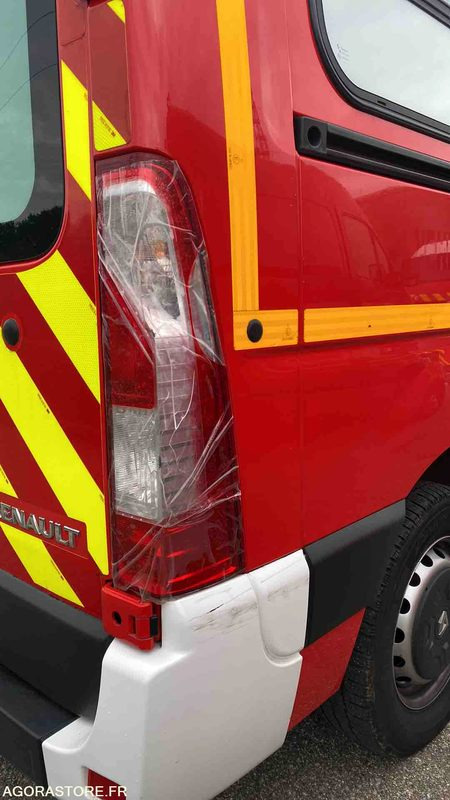 Renault Master III dci 125 - 18/06/2014 - Sanitka: obrázok 5 Renault Master III dci 125 - 18/06/2014 - Sanitka: obrázok 5