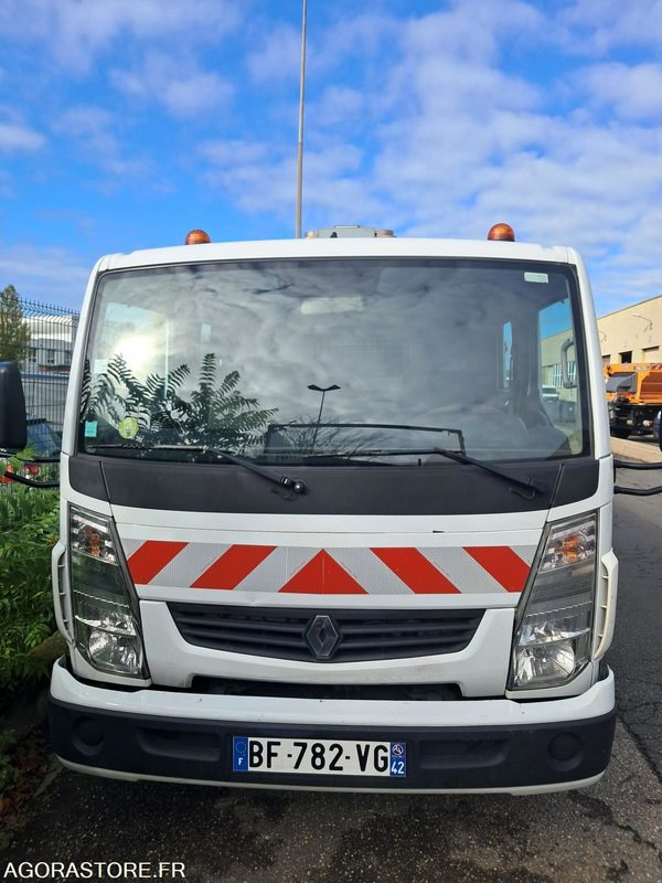 Renault Maxity BF-782-VG - Dodávka sklápač: obrázok 2 Renault Maxity BF-782-VG - Dodávka sklápač: obrázok 2