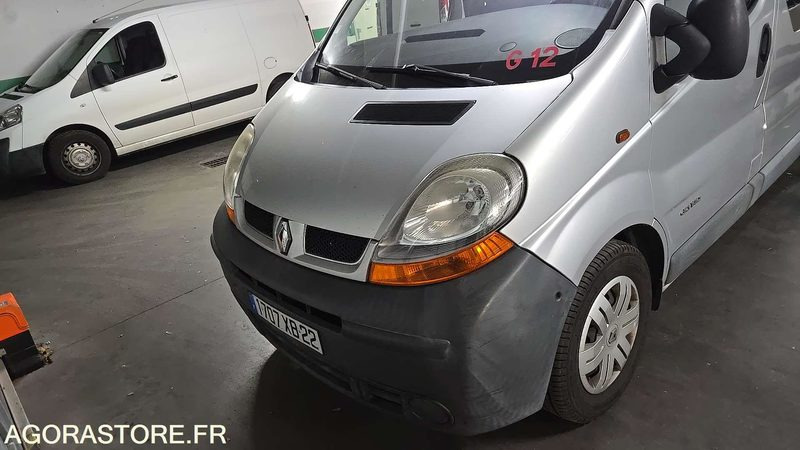 Renault Trafic - 2004 - 257907kms - 1707-XB-22 - Minibus, Mikrobus: obrázok 1 Renault Trafic - 2004 - 257907kms - 1707-XB-22 - Minibus, Mikrobus: obrázok 1
