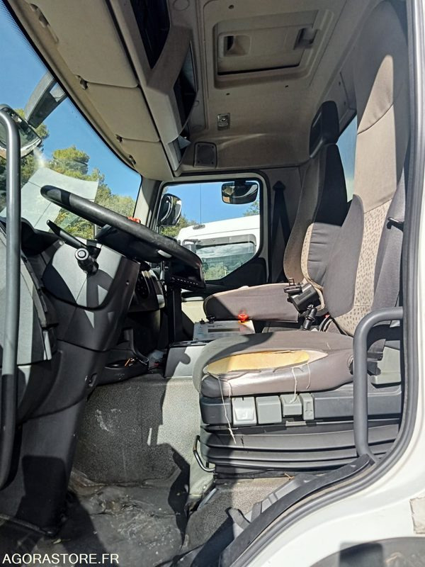 Renault Véhicule Industriel - Premium 280 - Auto na odvoz odpadu: obrázok 4 Renault Véhicule Industriel - Premium 280 - Auto na odvoz odpadu: obrázok 4