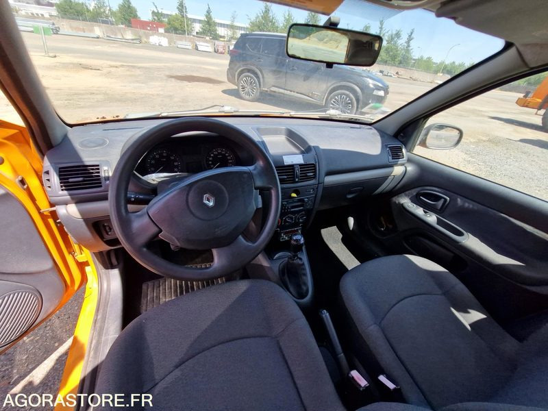 Renault clio - AN550MB - Automobil: obrázok 5 Renault clio - AN550MB - Automobil: obrázok 5