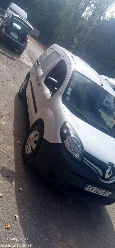 Renault kangoo 1.2 tce 115 cv 93121 kms Annee 2018 Clim Gps - Malá dodávka: obrázok 3 Renault kangoo 1.2 tce 115 cv 93121 kms Annee 2018 Clim Gps - Malá dodávka: obrázok 3
