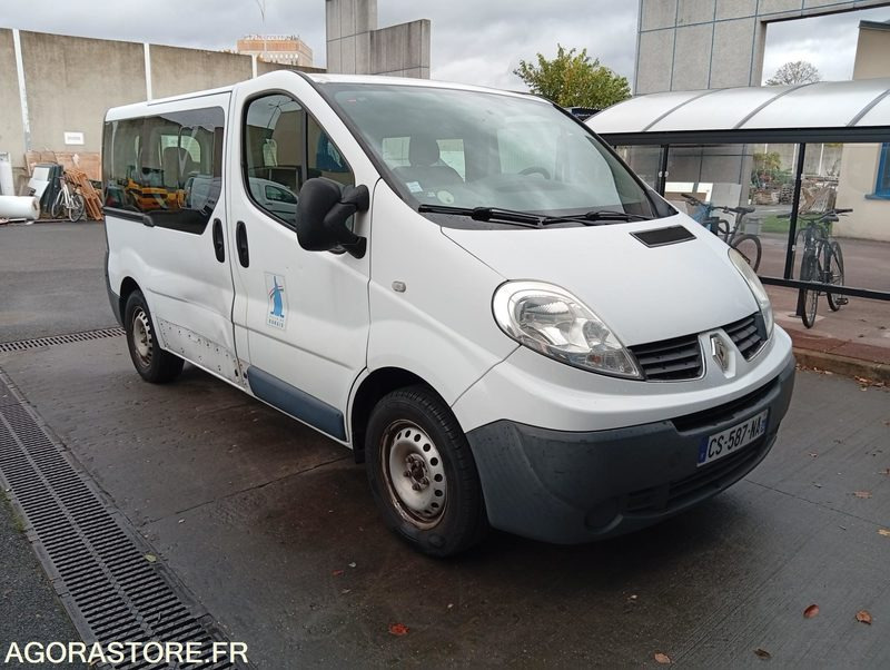 Renault trafic - Minibus, Mikrobus: obrázok 1 Renault trafic - Minibus, Mikrobus: obrázok 1