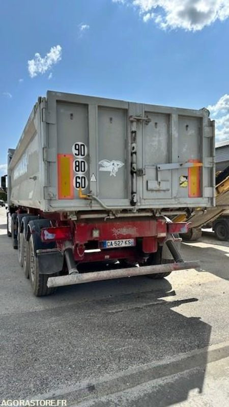SEMI BENNE ALUMINIUM 3 ESSIEUX BENALU 2012 - Náves sklápěcí: obrázok 4 SEMI BENNE ALUMINIUM 3 ESSIEUX BENALU 2012 - Náves sklápěcí: obrázok 4