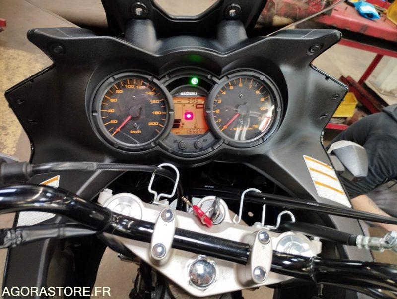 SUZUKI DL650 VSTROM 16500kms - 2009 - Motocykel: obrázok 4 SUZUKI DL650 VSTROM 16500kms - 2009 - Motocykel: obrázok 4