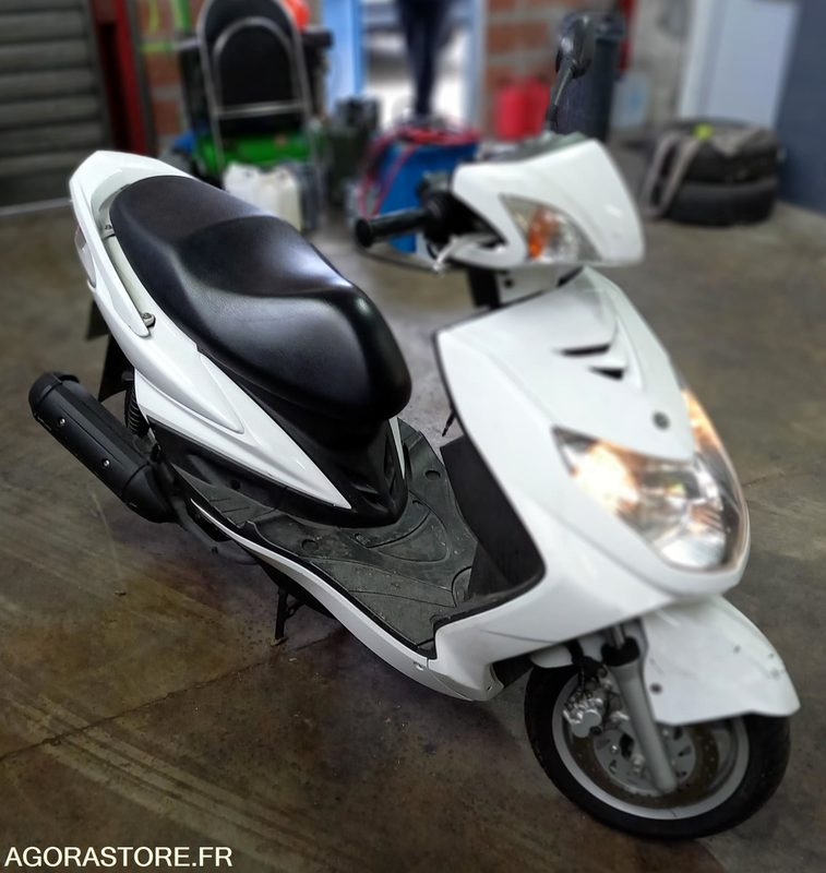 Scooter Thermique AC-348-RA avec CT - Motocykel: obrázok 2 Scooter Thermique AC-348-RA avec CT - Motocykel: obrázok 2