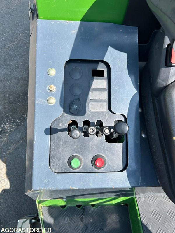 TONDEUSE FRONTALE AMAZONE - Záhradná kosačka: obrázok 3 TONDEUSE FRONTALE AMAZONE - Záhradná kosačka: obrázok 3