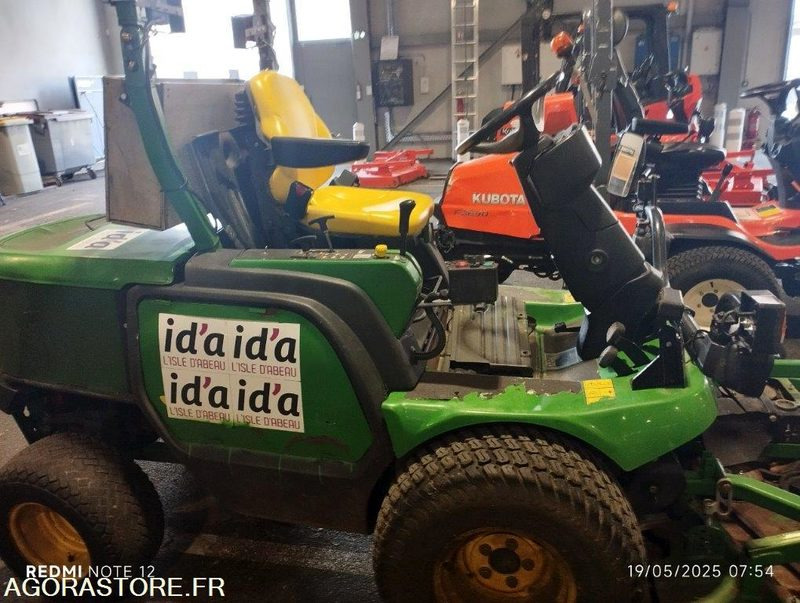 TONDEUSE JOHN DEERE 1565 - Záhradná kosačka: obrázok 2 TONDEUSE JOHN DEERE 1565 - Záhradná kosačka: obrázok 2