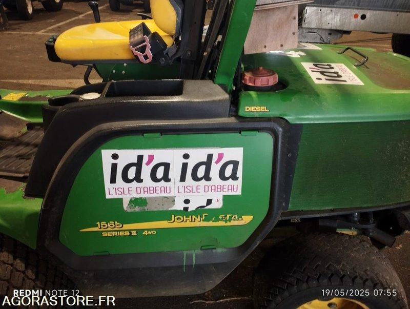 TONDEUSE JOHN DEERE 1565 - Záhradná kosačka: obrázok 5 TONDEUSE JOHN DEERE 1565 - Záhradná kosačka: obrázok 5