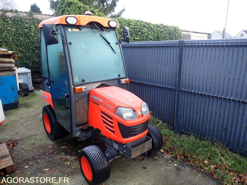 TRACTEUR KUBOTA BX2350 - Traktor: obrázok 1 TRACTEUR KUBOTA BX2350 - Traktor: obrázok 1