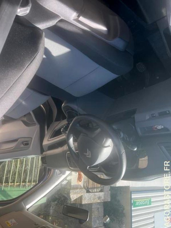 TTC / 0% TVA - MINIBUS CITROEN JUMPY SPACETOURER 1.5L BHDI - 4 portes - 2019 - Minibus, Mikrobus: obrázok 4 TTC / 0% TVA - MINIBUS CITROEN JUMPY SPACETOURER 1.5L BHDI - 4 portes - 2019 - Minibus, Mikrobus: obrázok 4