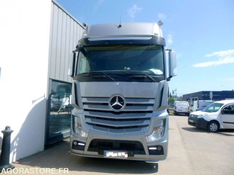 MERCEDES ACTROS 1845 GRANDE CABINE - 2012 - IMMATRICULATION SLOVENE - TB ETAT - Ťahač: obrázok 3 MERCEDES ACTROS 1845 GRANDE CABINE - 2012 - IMMATRICULATION SLOVENE - TB ETAT - Ťahač: obrázok 3