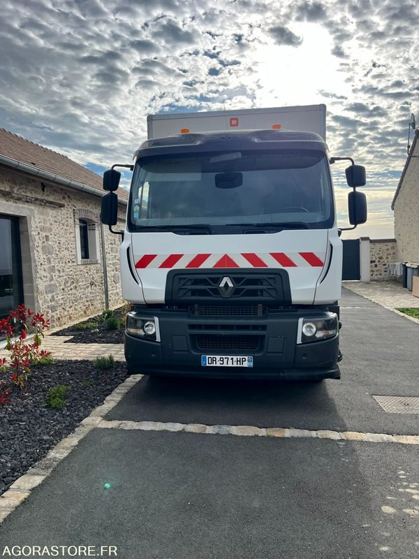 RENAULT DWIDE GAMME CHANTIER OFFROAD- 2015 - 49 976 KMS - Ťahač: obrázok 2 RENAULT DWIDE GAMME CHANTIER OFFROAD- 2015 - 49 976 KMS - Ťahač: obrázok 2