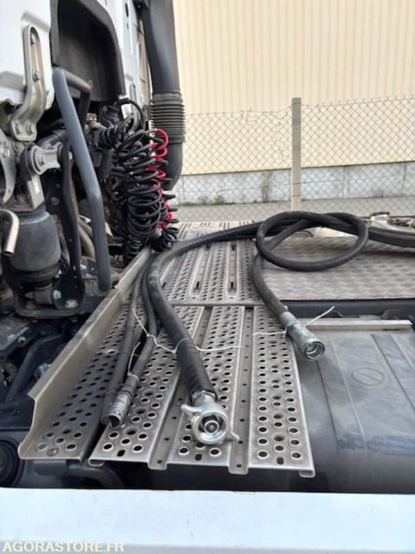 TRACTEUR 4X2 MERCEDES ACTROS 1853 2020 430 000 KM - Ťahač: obrázok 3 TRACTEUR 4X2 MERCEDES ACTROS 1853 2020 430 000 KM - Ťahač: obrázok 3