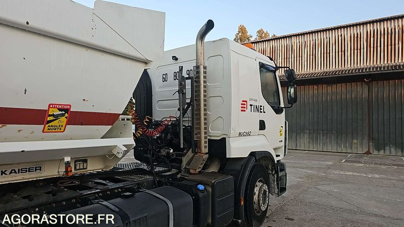 TRACTEUR RENAULT PREM LANDER 460 4X2 - 2012 / 324844KM - CA389CC (MJC562) - Ťahač: obrázok 4 TRACTEUR RENAULT PREM LANDER 460 4X2 - 2012 / 324844KM - CA389CC (MJC562) - Ťahač: obrázok 4