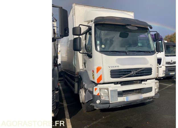 VOLVO FL 290 - 2013 - 568 476km - Ťahač: obrázok 2 VOLVO FL 290 - 2013 - 568 476km - Ťahač: obrázok 2