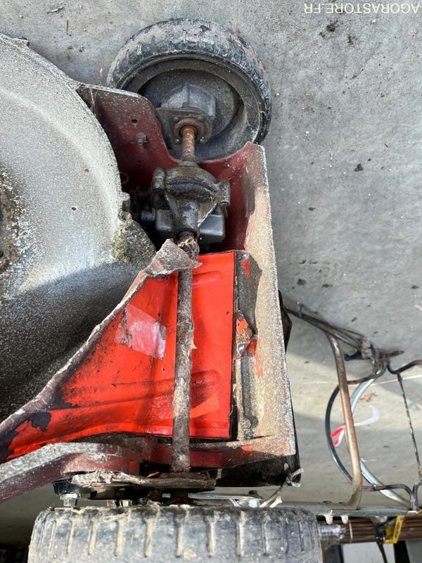 Tondeuse Kubota - Záhradná kosačka: obrázok 5 Tondeuse Kubota - Záhradná kosačka: obrázok 5