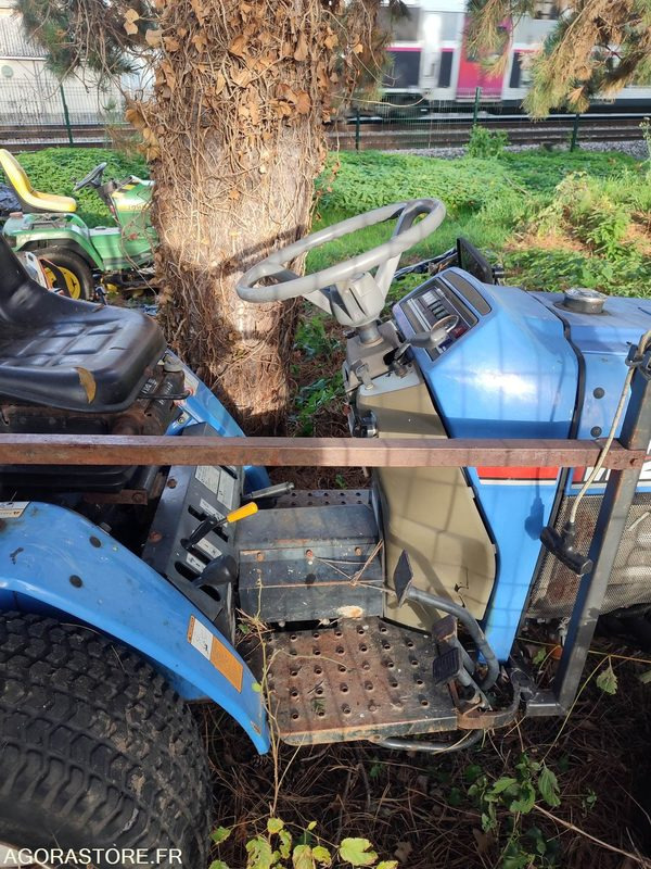 Tracteur ISEKI TM215 - en panne - Traktor: obrázok 4 Tracteur ISEKI TM215 - en panne - Traktor: obrázok 4