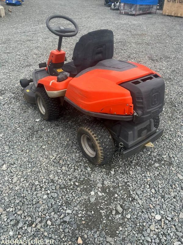 Tracteur tondeuse Husqvarna RIDER R214TC - Záhradná kosačka: obrázok 3 Tracteur tondeuse Husqvarna RIDER R214TC - Záhradná kosačka: obrázok 3