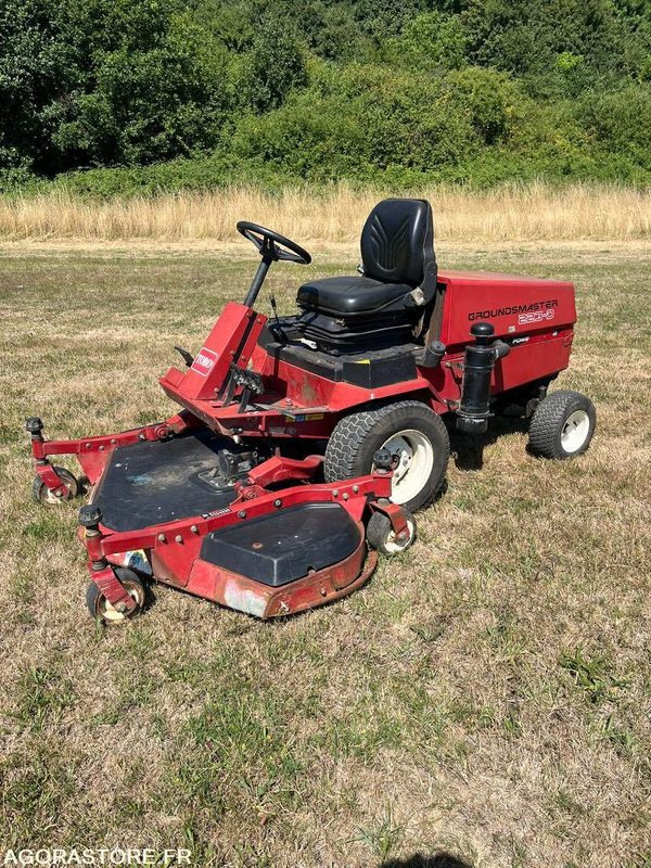 Tracteur tondeuse diesel TORO diesel MULCHING - Záhradná kosačka: obrázok 1 Tracteur tondeuse diesel TORO diesel MULCHING - Záhradná kosačka: obrázok 1