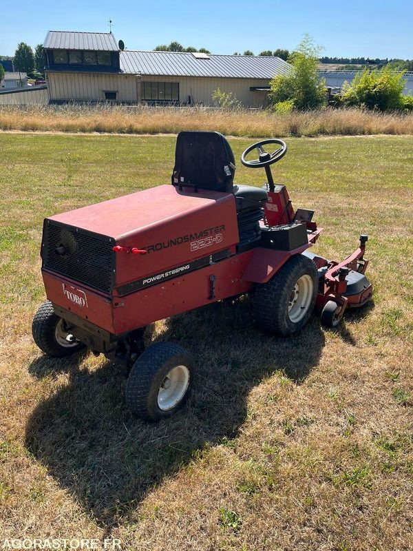 Tracteur tondeuse diesel TORO diesel MULCHING - Záhradná kosačka: obrázok 4 Tracteur tondeuse diesel TORO diesel MULCHING - Záhradná kosačka: obrázok 4