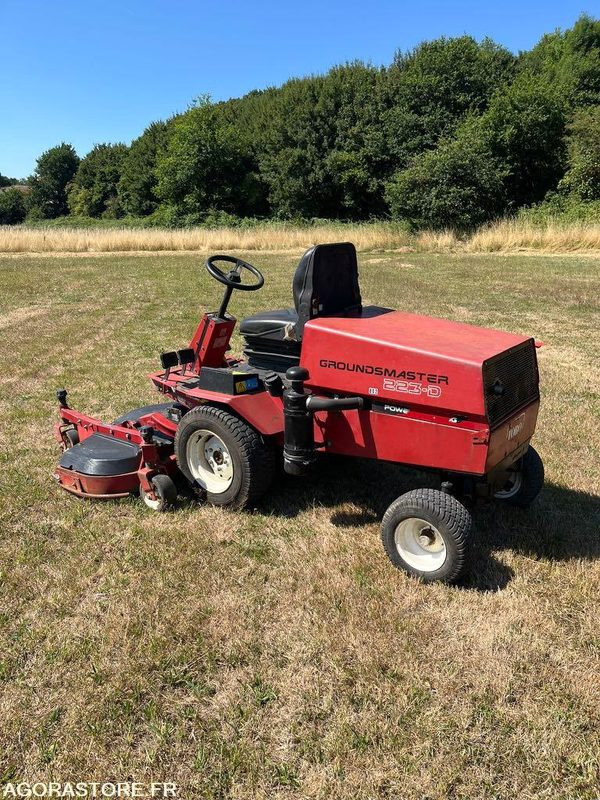 Tracteur tondeuse diesel TORO diesel MULCHING - Záhradná kosačka: obrázok 2 Tracteur tondeuse diesel TORO diesel MULCHING - Záhradná kosačka: obrázok 2
