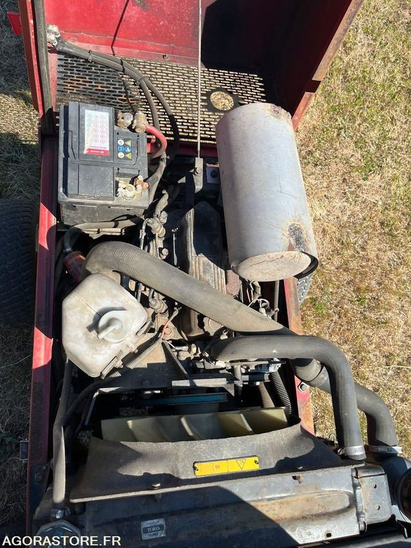 Tracteur tondeuse diesel TORO diesel MULCHING - Záhradná kosačka: obrázok 3 Tracteur tondeuse diesel TORO diesel MULCHING - Záhradná kosačka: obrázok 3