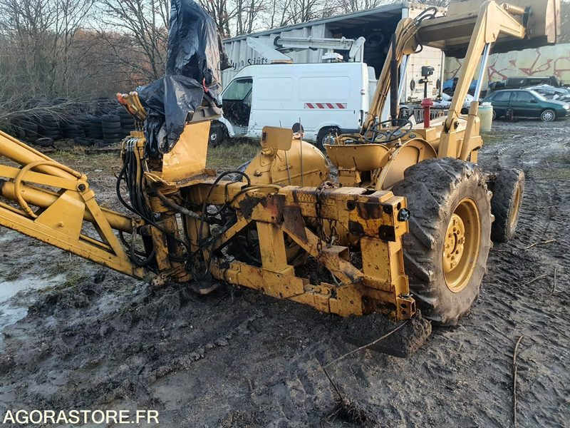 Tractopelle massey ferguson mf205 industriel - Rýpadlo-nakladač: obrázok 5 Tractopelle massey ferguson mf205 industriel - Rýpadlo-nakladač: obrázok 5