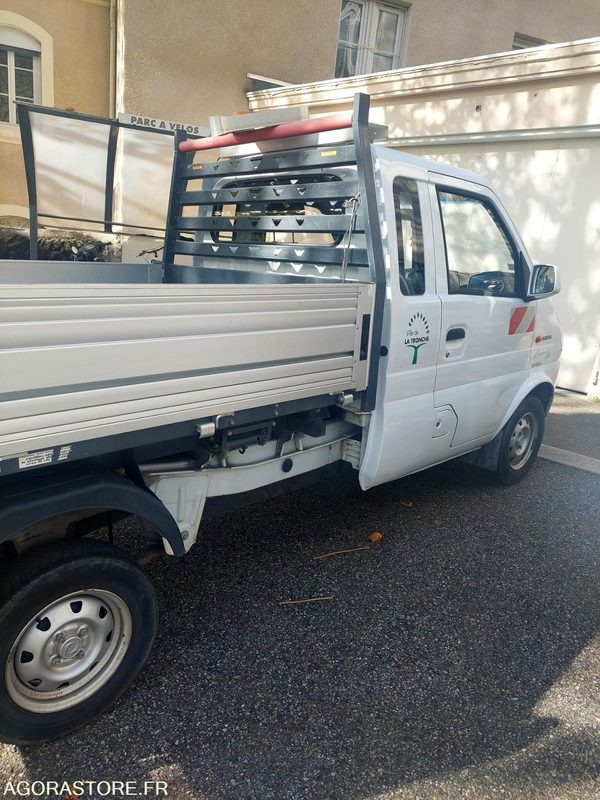 Tri-benne Giotti Victoria Gladiator Essence - Dodávka sklápač: obrázok 4 Tri-benne Giotti Victoria Gladiator Essence - Dodávka sklápač: obrázok 4