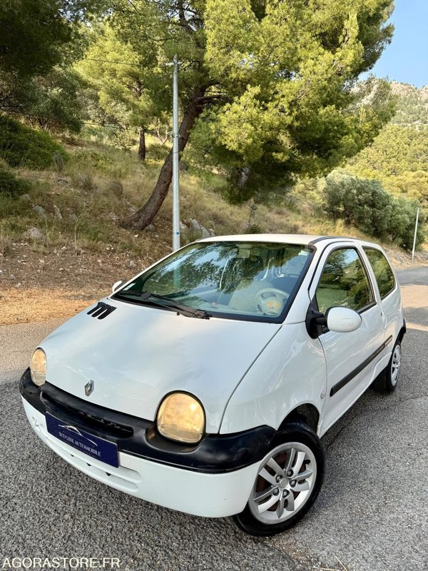 Twingo 1.2 Expression - 2003 - Automobil: obrázok 1 Twingo 1.2 Expression - 2003 - Automobil: obrázok 1