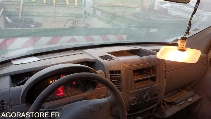 VOLKSWAGEN CRAFTER benne double cabine - 2011 - 213750kms - BL-964-FA - Dodávka sklápač: obrázok 5 VOLKSWAGEN CRAFTER benne double cabine - 2011 - 213750kms - BL-964-FA - Dodávka sklápač: obrázok 5