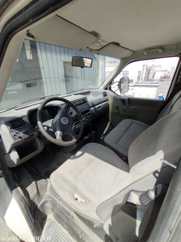 VOLWAGEN TRANSPORTER PLATEAU - Furgon: obrázok 5 VOLWAGEN TRANSPORTER PLATEAU - Furgon: obrázok 5